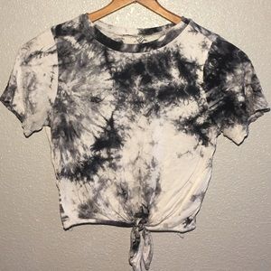 Tie die crop top